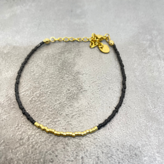 Miyuki zwart goud