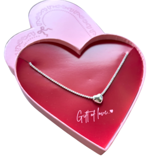 Ketting in sieradendoosje hart