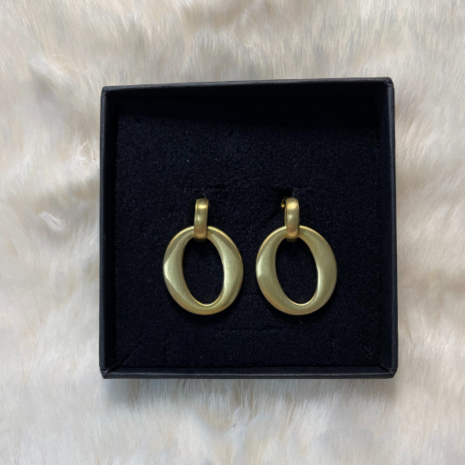 RVS goldplated oorstekers met ovale hangers