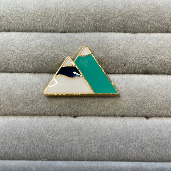 PIN - Mountains