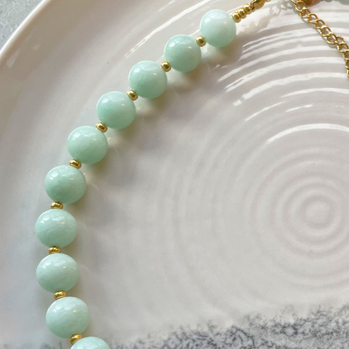Kralenketting mintgroene jade Miyuki Goud
